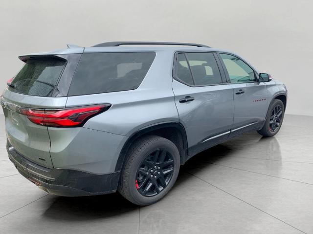 2024 Chevrolet Traverse Limited Vehicle Photo in APPLETON, WI 54914-4656