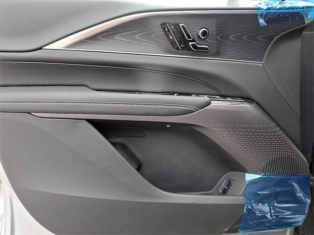 2025 Cadillac LYRIQ Vehicle Photo in ALLENTOWN, PA 18103-7399