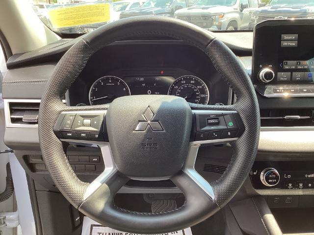 2023 Mitsubishi Outlander Vehicle Photo in Gardner, MA 01440