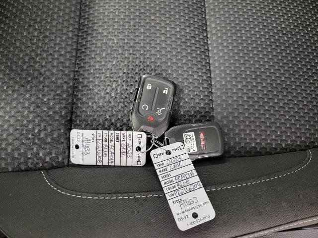 2023 GMC Acadia Vehicle Photo in NEENAH, WI 54956-2243
