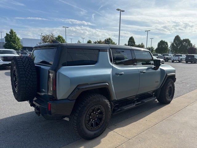 2024 GMC HUMMER EV SUV Vehicle Photo in BENTONVILLE, AR 72712-4322