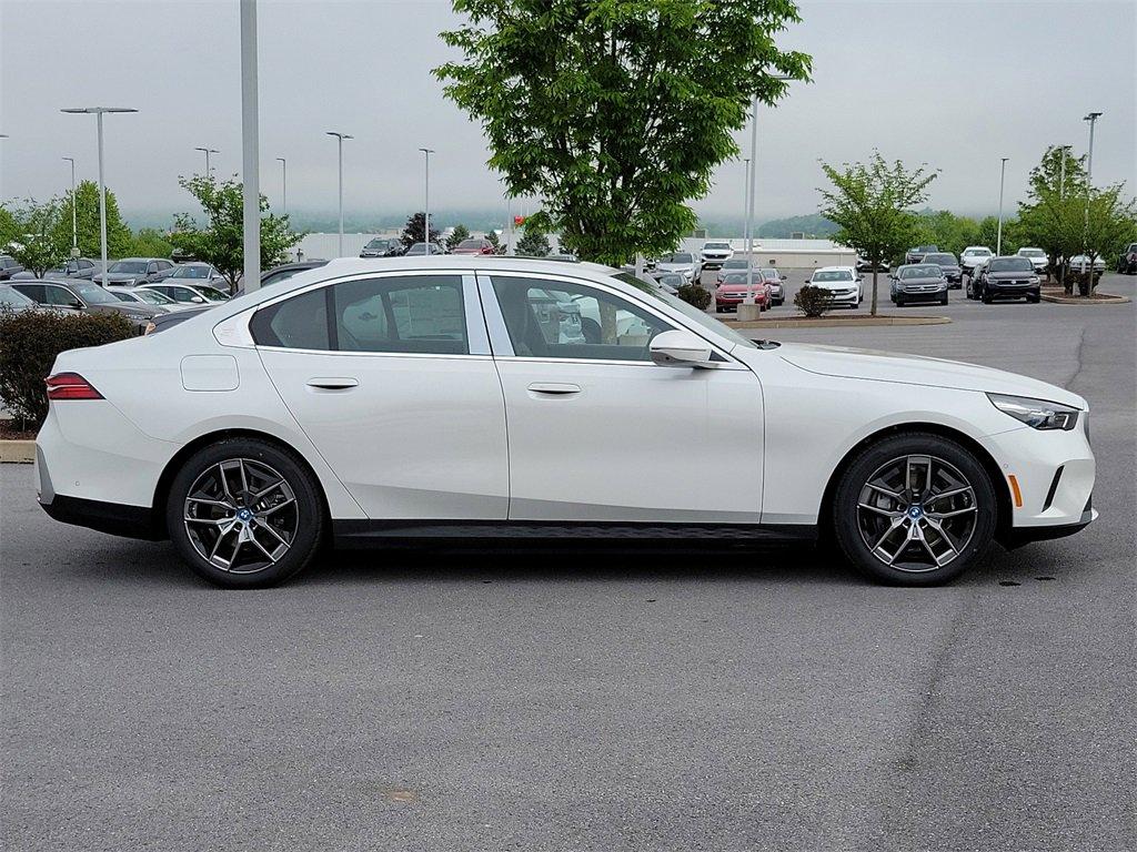 2025 BMW i5 Vehicle Photo in Muncy, PA 17756
