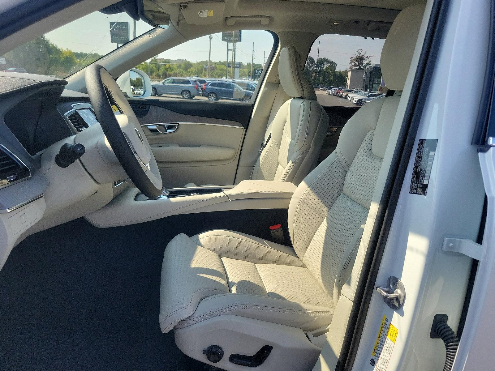 2025 Volvo XC90 Vehicle Photo in Trevose, PA 19053