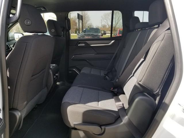 2025 GMC Acadia Vehicle Photo in ELYRIA, OH 44035-6349