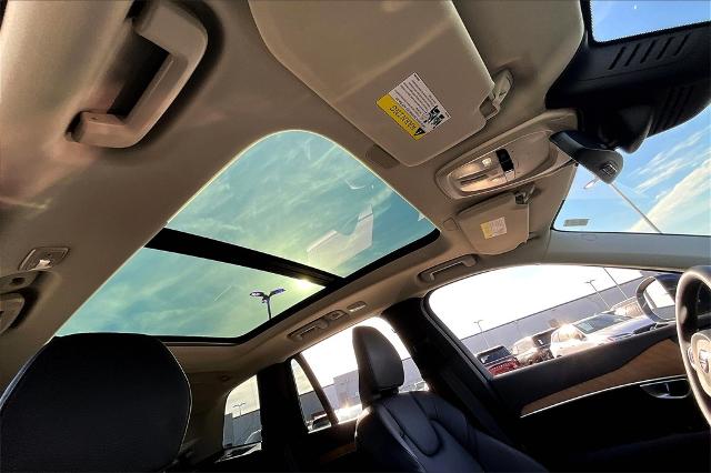 2023 Volvo XC90 Vehicle Photo in Grapevine, TX 76051