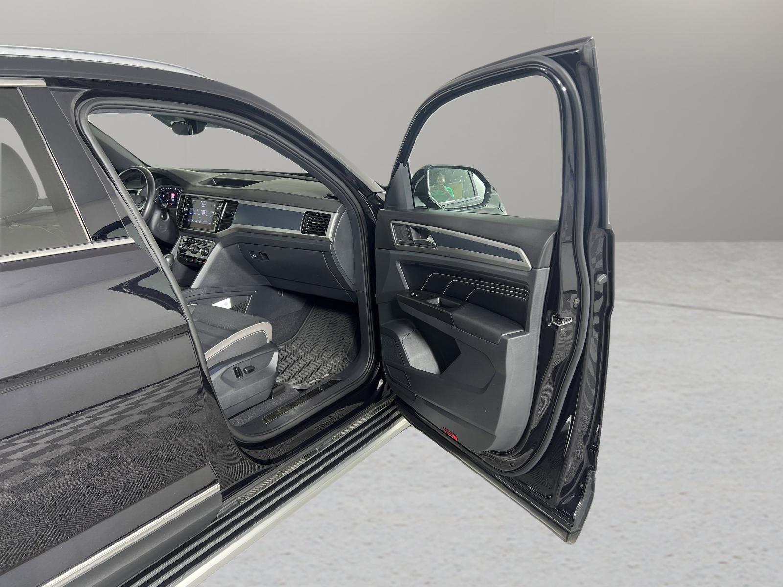 2020 Volkswagen Atlas Cross Sport Vehicle Photo in Georgetown, TX 78626