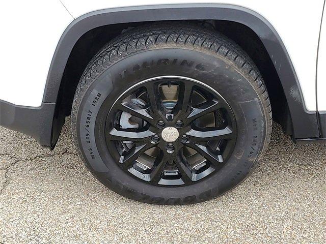 2017 Jeep Cherokee Vehicle Photo in MILFORD, OH 45150-1684