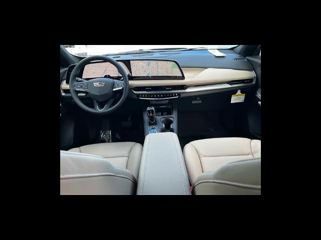 2025 Cadillac XT4 Vehicle Photo in TAMPA, FL 33612-3404