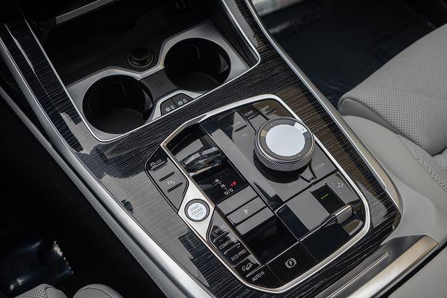 2024 BMW X7 Vehicle Photo in DANBURY, CT 06810-5034