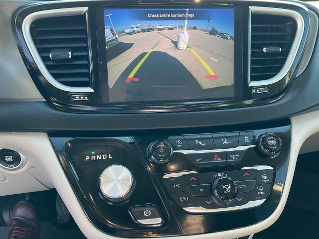 2023 Chrysler Pacifica Vehicle Photo in Kaukauna, WI 54130