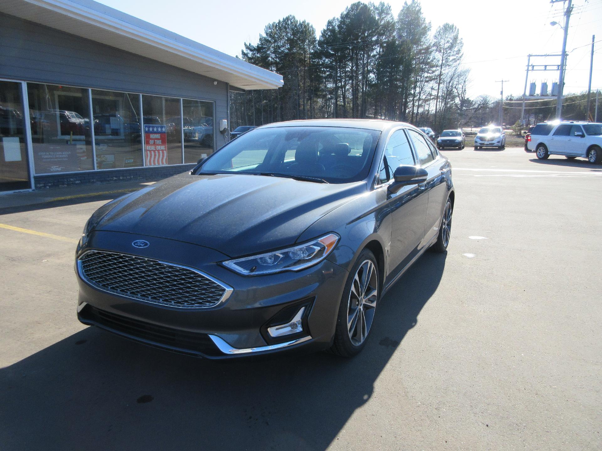 Used 2019 Ford Fusion Titanium with VIN 3FA6P0D96KR138150 for sale in Houghton, MI