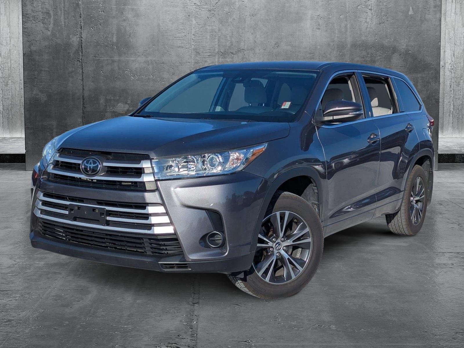 2018 Toyota Highlander Vehicle Photo in Ft. Myers, FL 33907