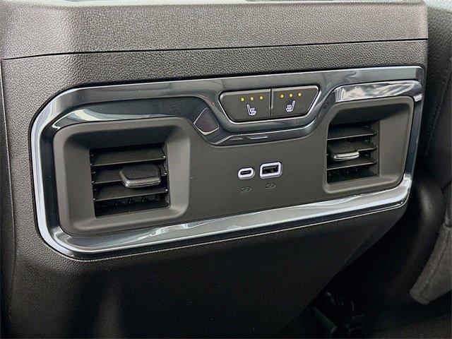 2025 GMC Sierra 3500 HD Vehicle Photo in PUYALLUP, WA 98371-4149