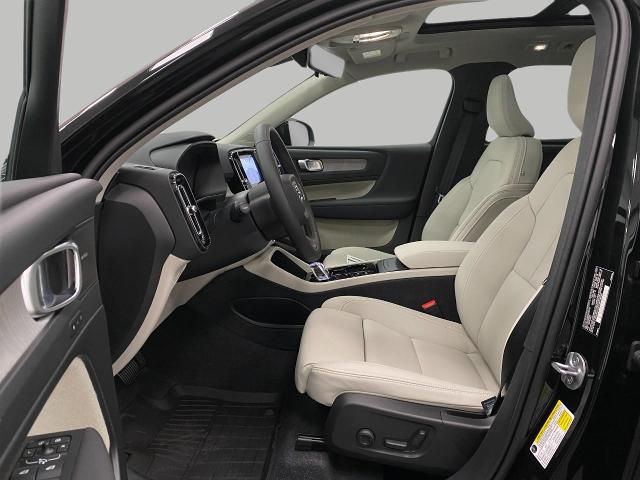 2025 Volvo XC40 Vehicle Photo in Appleton, WI 54913