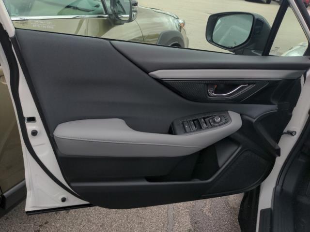 2025 Subaru Outback Vehicle Photo in Green Bay, WI 54304