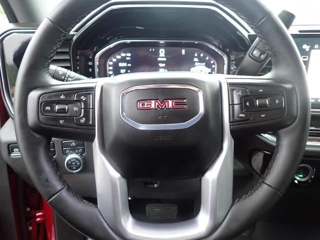 2024 GMC Sierra 1500 Vehicle Photo in ZELIENOPLE, PA 16063-2910