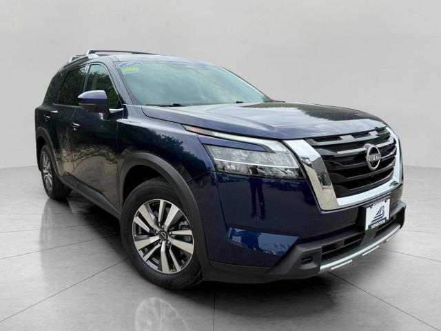 2024 Nissan Pathfinder Vehicle Photo in Appleton, WI 54914