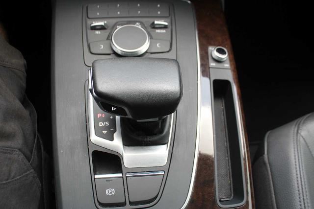 2019 Audi Q5 Vehicle Photo in HOUSTON, TX 77090