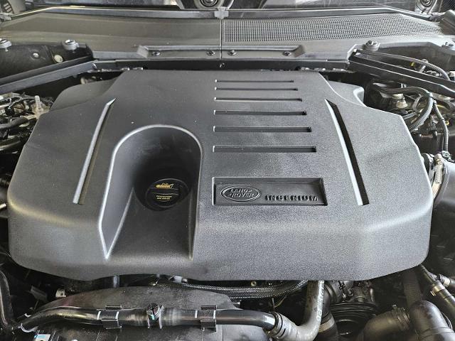 2024 Defender Vehicle Photo in AUSTIN, TX 78717