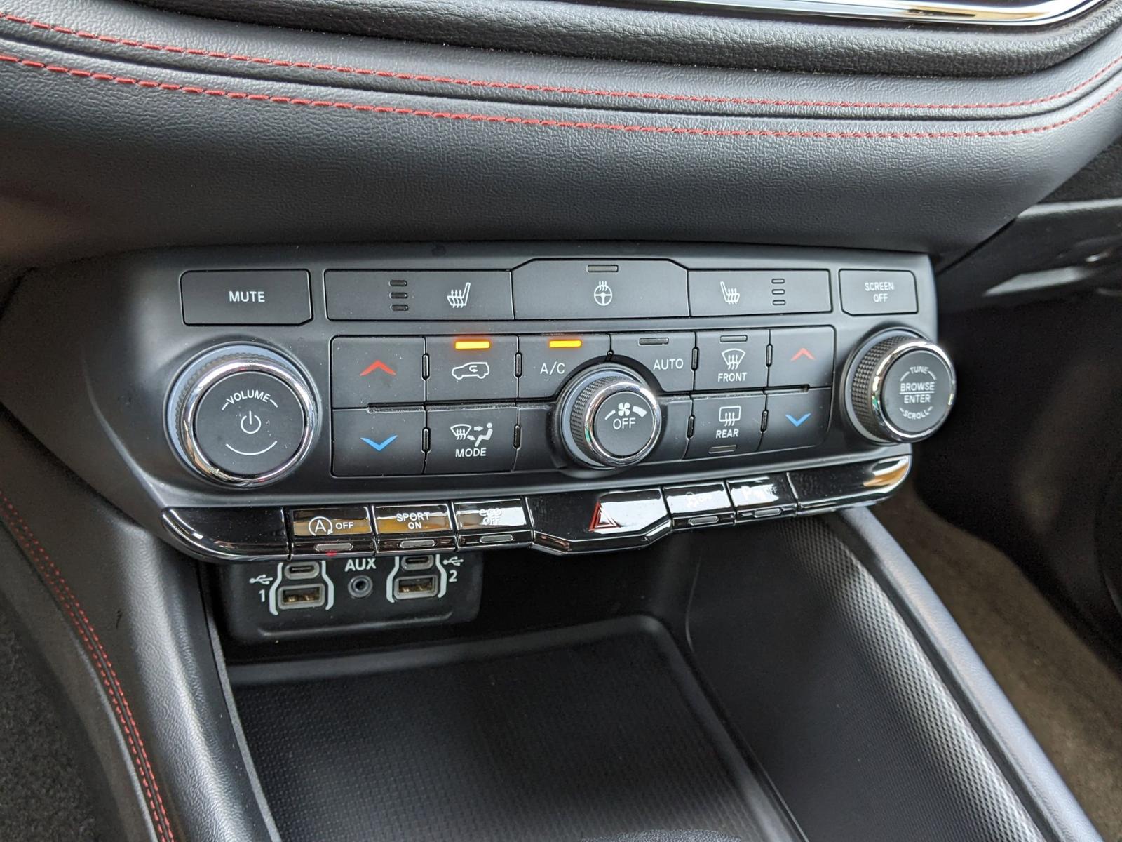 2023 Dodge Durango Vehicle Photo in Seguin, TX 78155