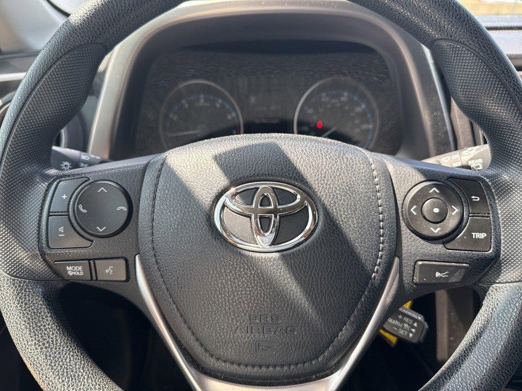2018 Toyota RAV4 Vehicle Photo in Harrisburg, PA 17111