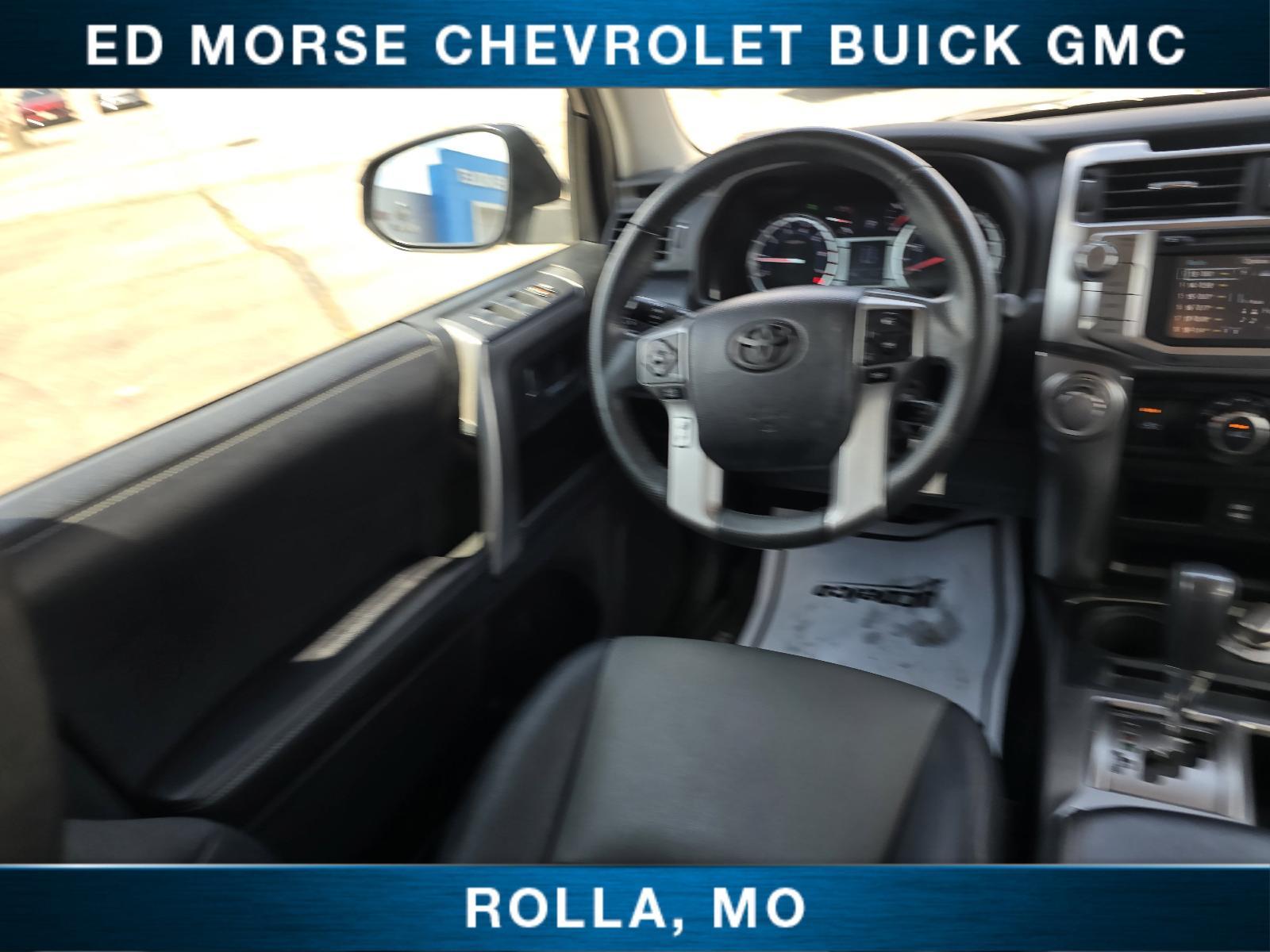 2017 Toyota 4Runner Vehicle Photo in Rolla, MO 65401