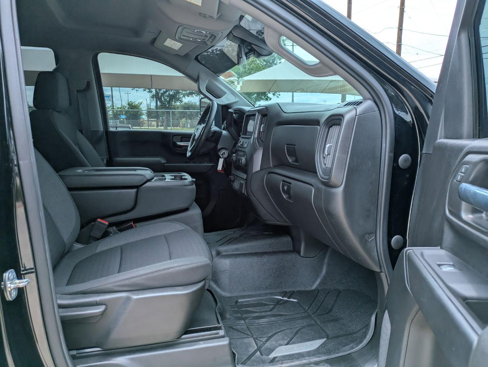 2022 Chevrolet Silverado 2500 HD Vehicle Photo in SELMA, TX 78154-1460