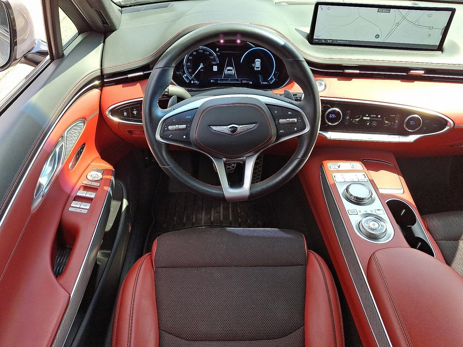 2023 Genesis GV70 Vehicle Photo in BETHLEHEM, PA 18017-9401