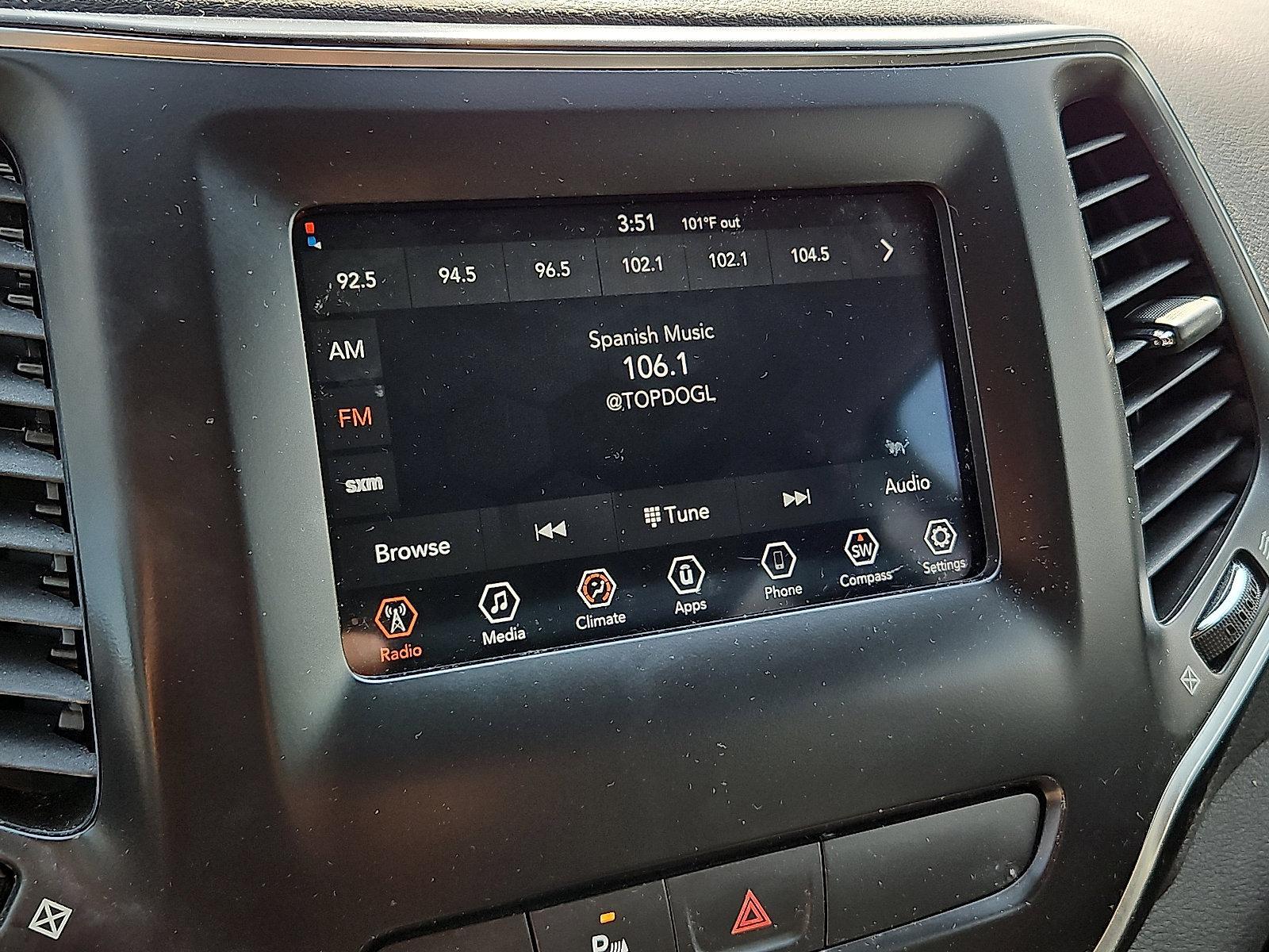 2019 Jeep Cherokee Vehicle Photo in Trevose, PA 19053