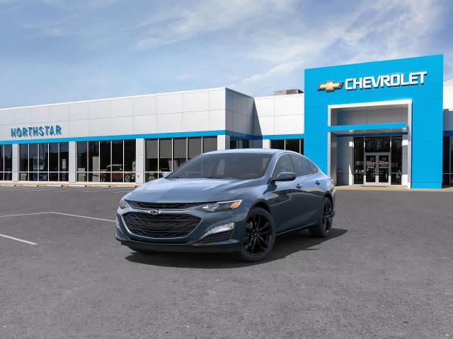 2025 Chevrolet Malibu Vehicle Photo in MOON TOWNSHIP, PA 15108-2571