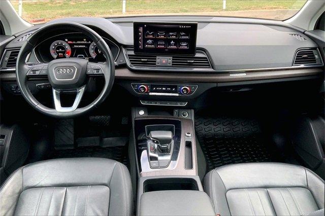 2021 Audi Q5 Vehicle Photo in KANSAS CITY, MO 64114-4502