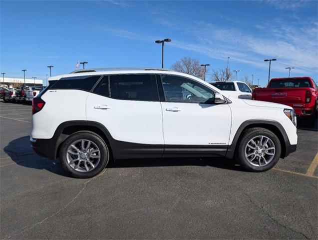 2024 GMC Terrain Vehicle Photo in AURORA, CO 80012-4011