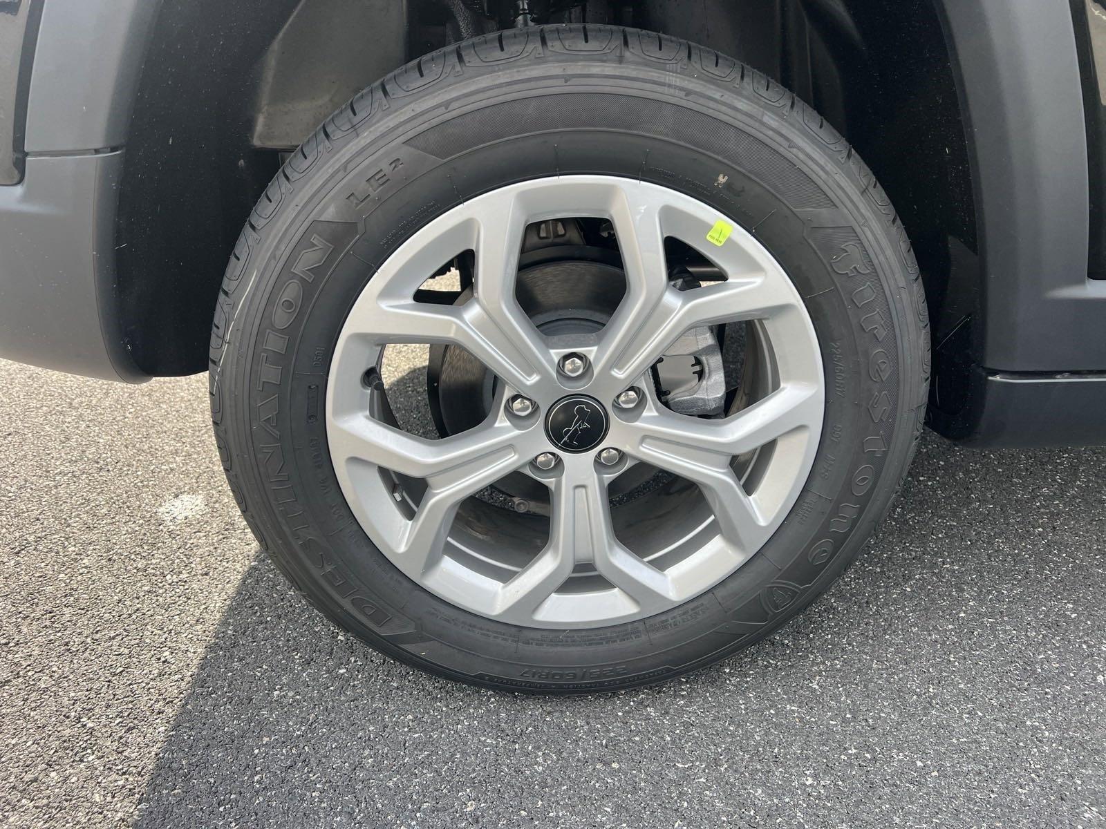 2025 Jeep Compass Vehicle Photo in Mechanicsburg, PA 17050-1707