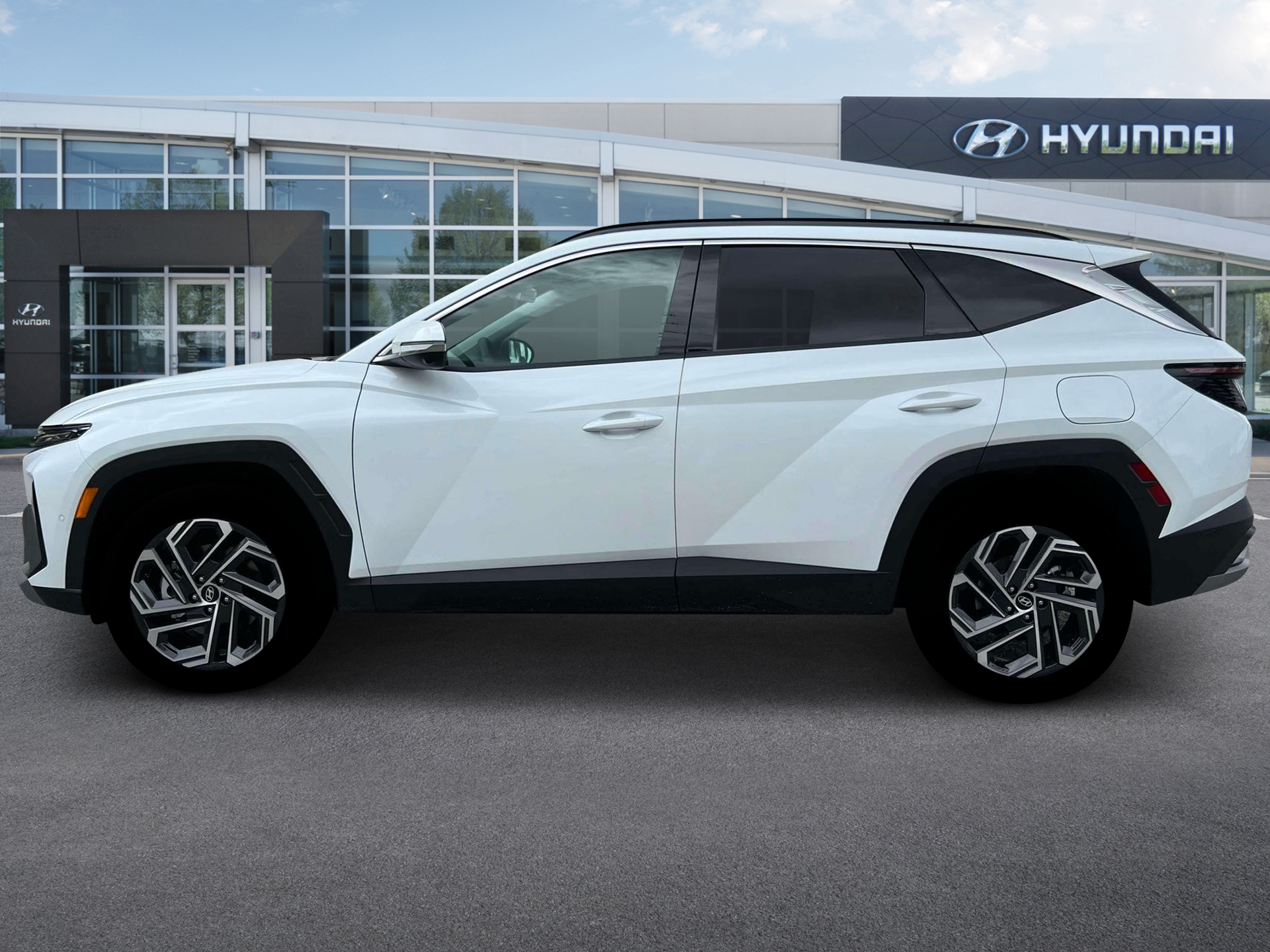 2025 Hyundai TUCSON Hybrid Vehicle Photo in Appleton, WI 54913