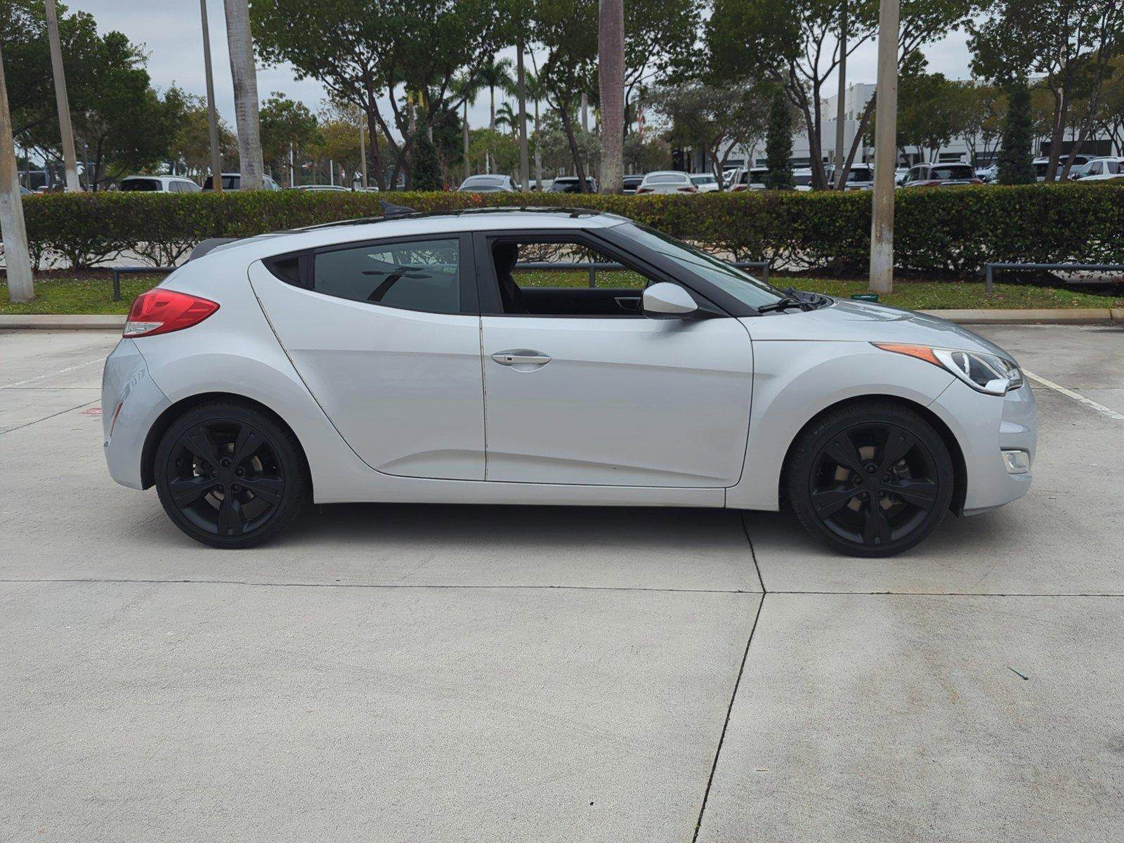 2017 Hyundai VELOSTER Vehicle Photo in Pembroke Pines, FL 33027