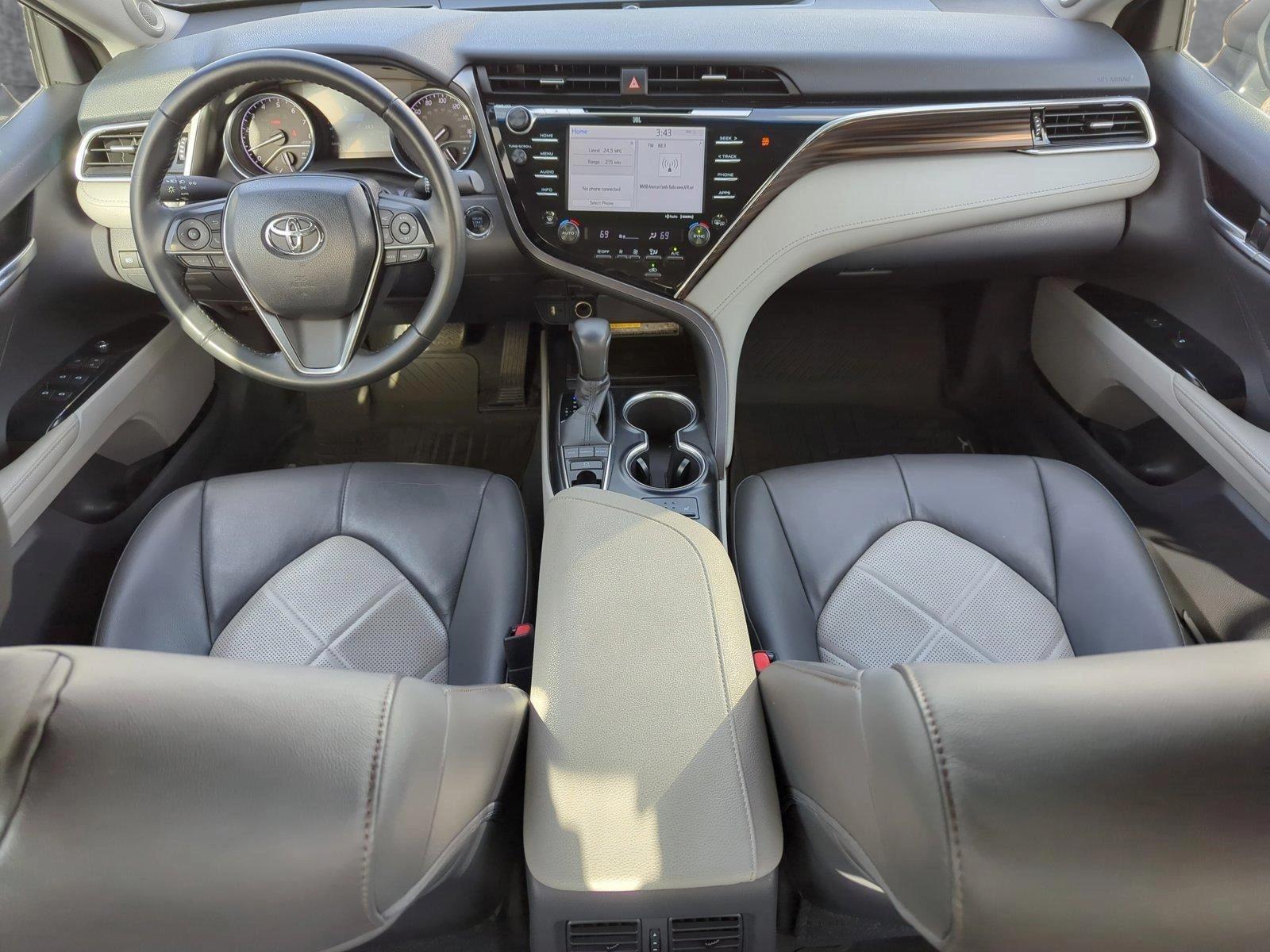 2018 Toyota Camry Vehicle Photo in MEMPHIS, TN 38115-1503