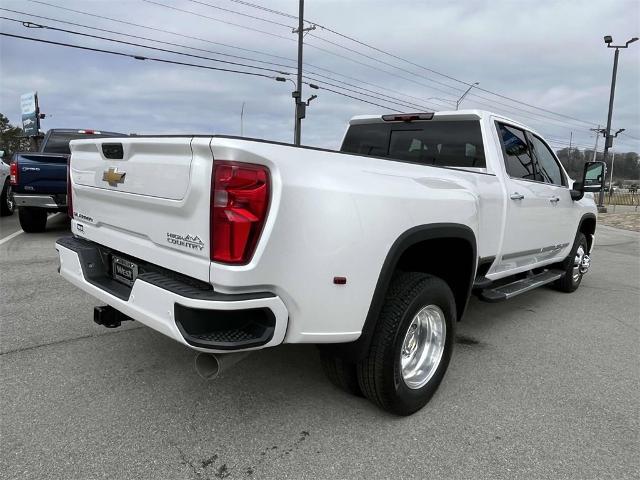 2025 Chevrolet Silverado 3500 HD Vehicle Photo in ALCOA, TN 37701-3235