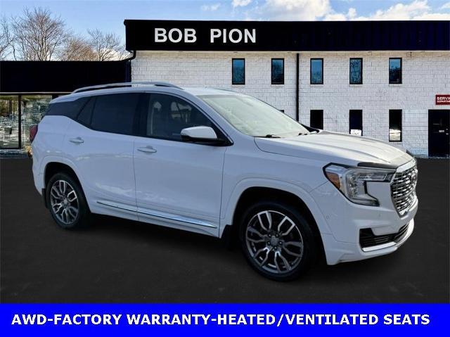 2022 GMC Terrain Vehicle Photo in CHICOPEE, MA 01020-5001