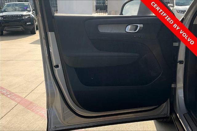 2025 Volvo XC40 Vehicle Photo in Grapevine, TX 76051