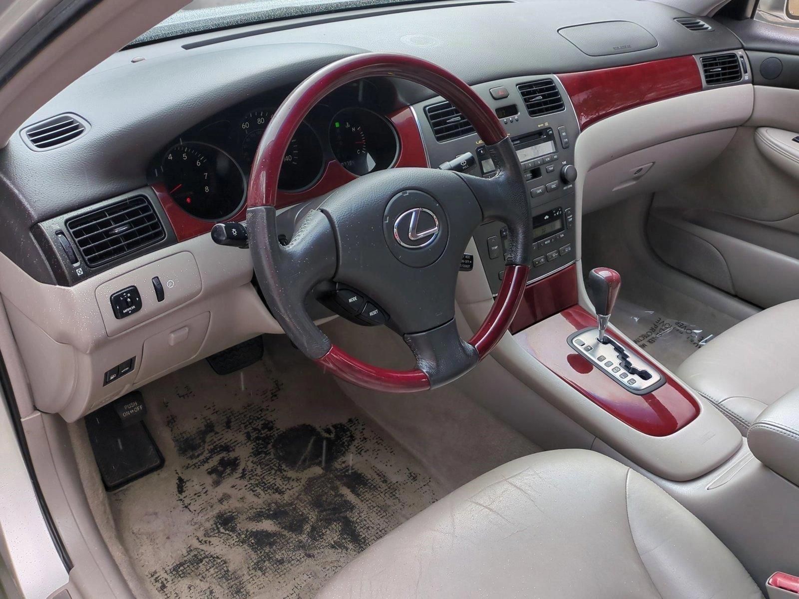 2002 Lexus ES 300 Vehicle Photo in West Palm Beach, FL 33417