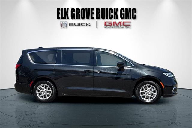 2023 Chrysler Pacifica Vehicle Photo in ELK GROVE, CA 95757-8703