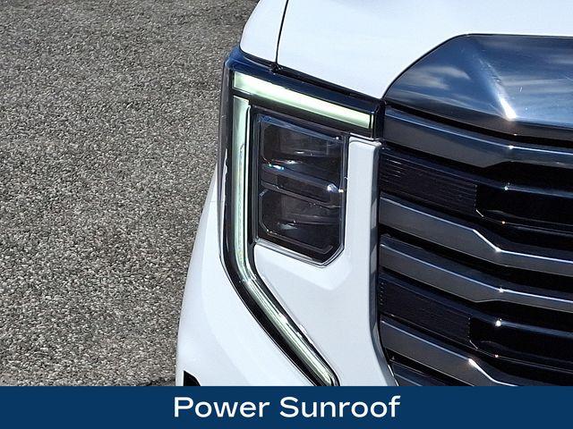 2024 GMC Sierra 1500 Vehicle Photo in DANBURY, CT 06810-5034