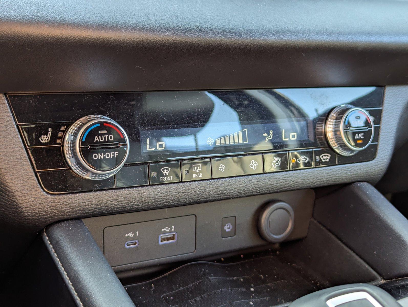 2022 Mitsubishi Outlander Vehicle Photo in Ft. Myers, FL 33907