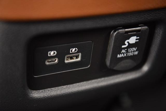 2025 Nissan Pathfinder Vehicle Photo in Ballwin, MO 63011