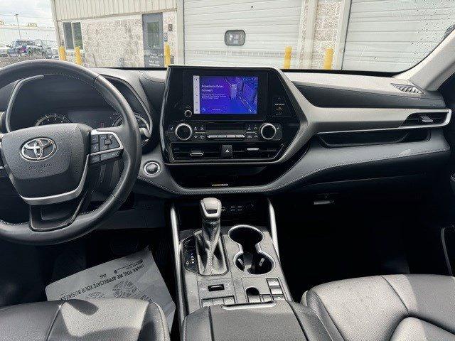 2023 Toyota Highlander Vehicle Photo in Mechanicsburg, PA 17050-1707