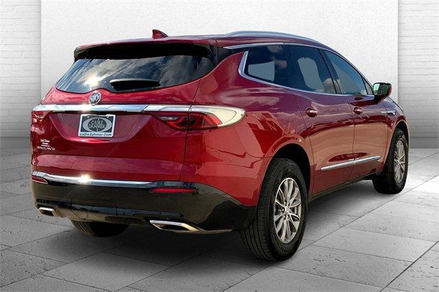 2024 Buick Enclave Vehicle Photo in TOPEKA, KS 66609-0000