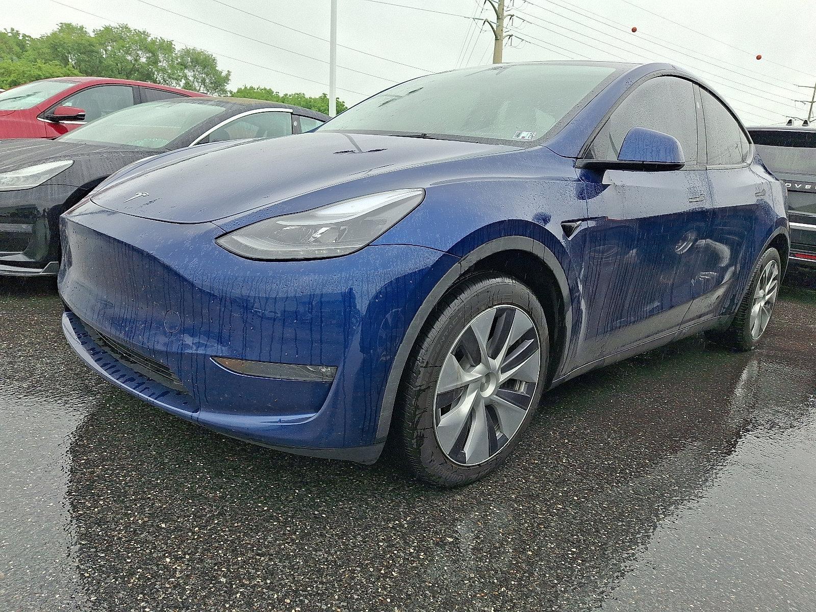 2024 Tesla Model Y Vehicle Photo in BETHLEHEM, PA 18017-9401