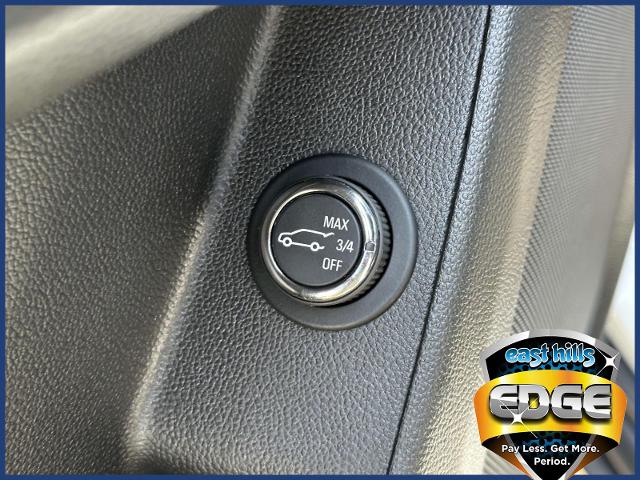 2023 Chevrolet Traverse Vehicle Photo in Roslyn, NY 11576
