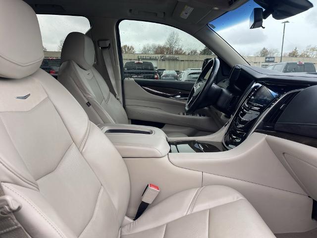 2019 Cadillac Escalade ESV Vehicle Photo in BEACHWOOD, OH 44122-4298