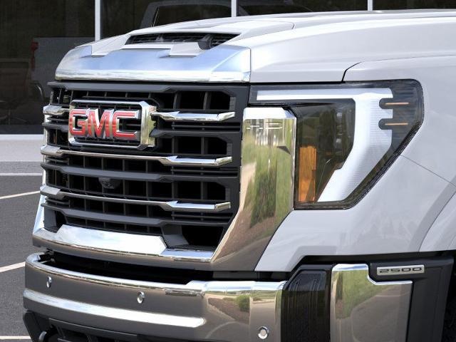 2025 GMC Sierra 2500 HD Vehicle Photo in EMPORIA, VA 23847-1235